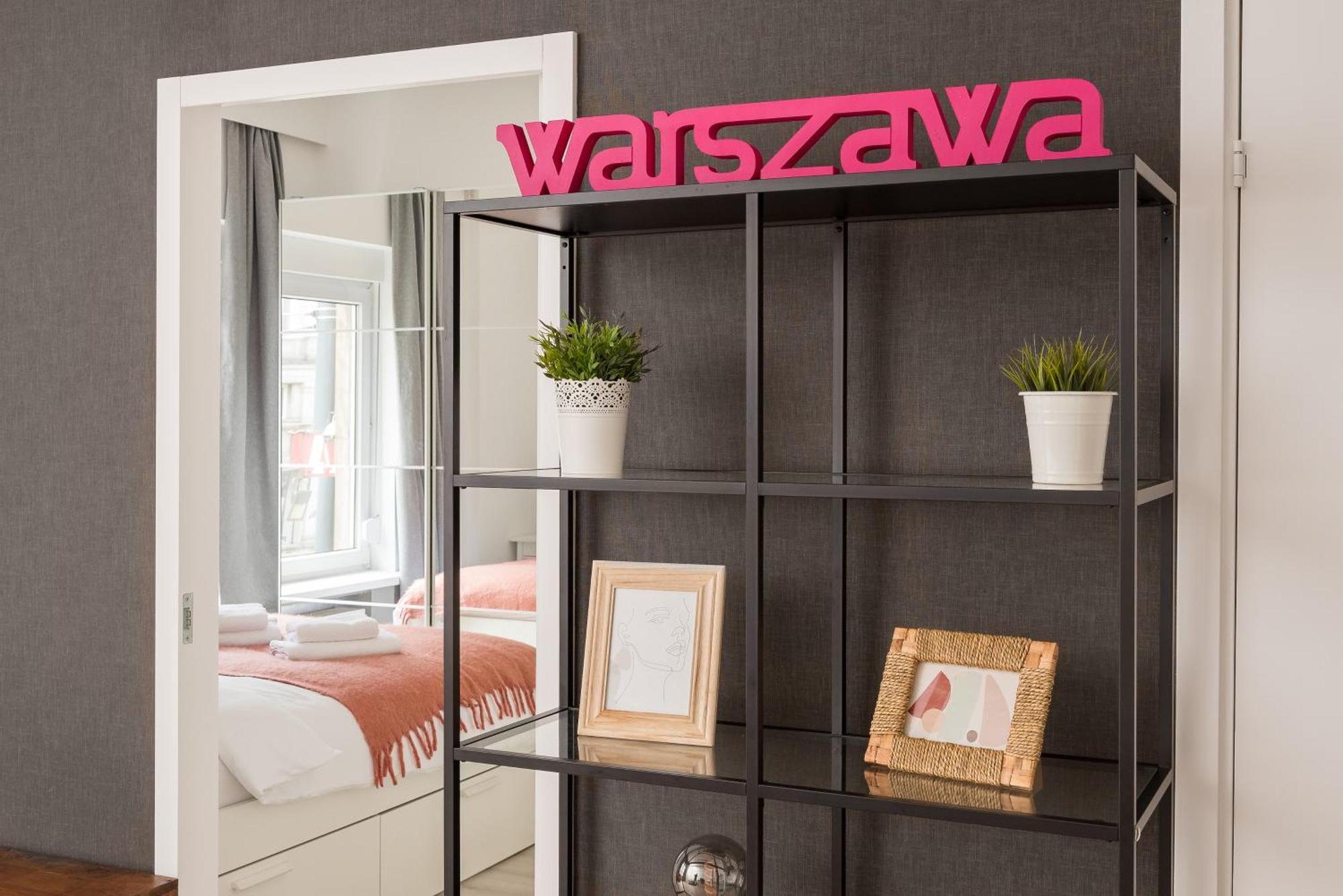Plac Zbawiciela Deluxe Warszawa
